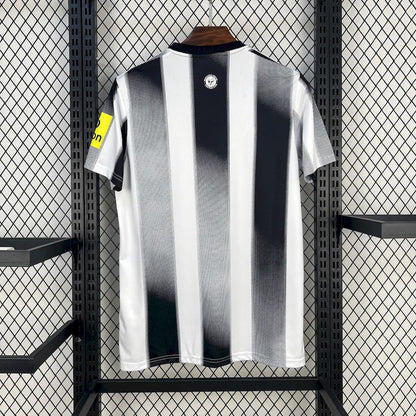 Maillot Spécial Newcastle United 2025/26